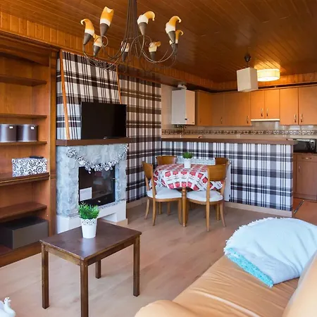 Lanuza By Pirineos 360 - Garaje Y Trastero Apartmán *