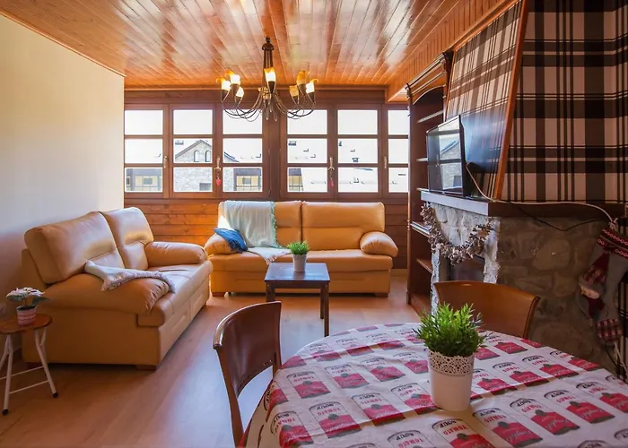 Lanuza By Pirineos 360 - Garaje Y Trastero